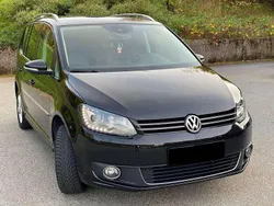 Schwarz Gebraucht 2012 VW Touran Highline Van / Kleinbus | 8.150 € (Guter Preis)