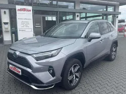Silver metallic Gebraucht 2022 Toyota RAV4 Hybrid SUV | 36.490 € (Superpreis)