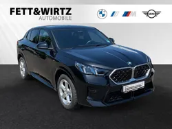Saphirschwarz metallic Gebraucht 2024 BMW X2 M Sport SUV | 42.444 € (Guter Preis)