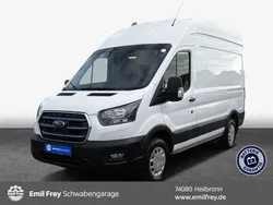 Weiß Gebraucht 2022 Ford E-Transit Trend Van | 51.990 €