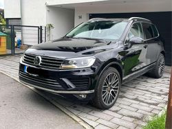 Schwarz Gebraucht 2018 VW Touareg SUV | 22.400 € (Fairer Preis)