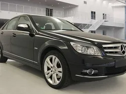 Schwarz Gebraucht 2007 Mercedes C200 Limousine | 9.500 € (Etwas zu teuer)