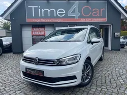 Weiß Gebraucht 2020 VW Touran United Van / Kleinbus | 24.490 € (Fairer Preis)