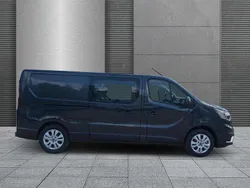 Highlandgrau Neu 2025 Renault Trafic Van | 40.090 € (Guter Preis)