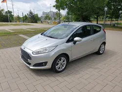 Silber Gebraucht 2015 Ford Fiesta SYNC Edition Kleinwagen | 6.200 € (Fairer Preis)