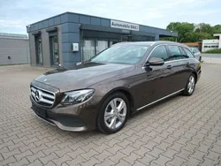 Mercedes E200