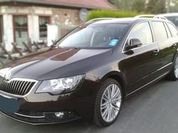 Braun Gebraucht 2013 Skoda Superb Exclusive Kombi | 10.500 € (Fairer Preis)