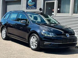 Schwarz Gebraucht 2020 VW Golf VII Comfortline Limousine | 16.800 € (Etwas zu teuer)