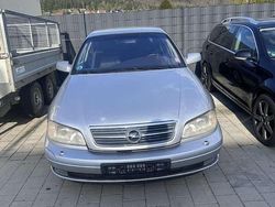 Silber Gebraucht 2001 Opel Omega Limousine | 3.000 €
