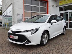 Weiß Gebraucht 2021 Toyota Corolla Comfort Limousine | 21.900 € (Fairer Preis)