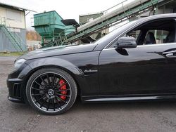Schwarz Gebraucht 2010 Mercedes C63 AMG AMG Limousine | 48.500 € (Fairer Preis)