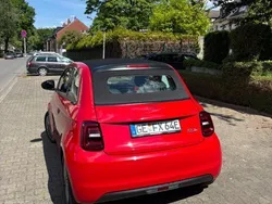 Rot Gebraucht 2022 Fiat 500e Red Cabrio | 20.900 € (Guter Preis)