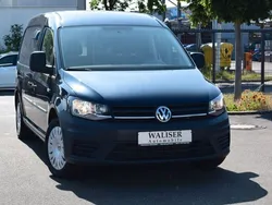 Blau Gebraucht 2017 VW Caddy Maxi Van / Kleinbus | 17.799 € (Fairer Preis)
