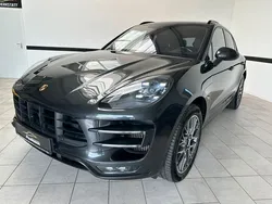 Grau vulkangrau metallic Gebraucht 2017 Porsche Macan Turbo SUV | 35.890 € (Etwas zu teuer)