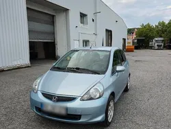 Blau Gebraucht 2005 Honda Jazz LS Kleinwagen | 2.400 € (Etwas zu teuer)