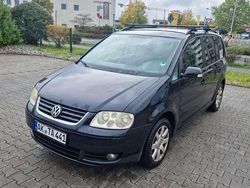 Schwarz Gebraucht 2007 VW Touran Goal Van / Kleinbus | 2.000 € (Superpreis)
