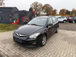 Schwarz Gebraucht 2010 Hyundai i30 Classic Kombi | 3.490 € (Fairer Preis)
