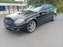 Schwarz Gebraucht 2009 Mercedes CLC220 Kleinwagen | 4.499 € (Fairer Preis)