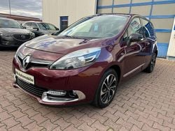 Rot Gebraucht 2014 Renault Scénic III Bose Edition Van / Kleinbus | 5.900 € (Fairer Preis)