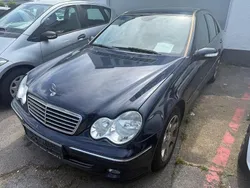 Blau Gebraucht 2006 Mercedes C280 Limousine | 2.890 € (Guter Preis)