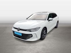 Weiß Gebraucht 2024 VW Passat Elegance Limousine | 37.889 € (Guter Preis)
