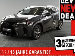 Grau Neu 2025 Lexus UX 300h Sport Design Packet SUV | 41.990 € (Etwas zu teuer)