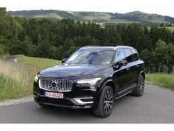 Schwarz Gebraucht 2022 Volvo XC90 Ultimate SUV | 53.990 € (Etwas zu teuer)