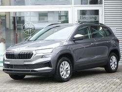 Black magic perleffekt Neu 2025 Skoda Karoq SUV | 33.790 € (Guter Preis)