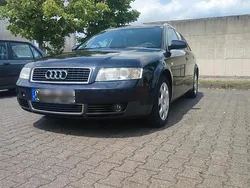 Blau Gebraucht 2002 Audi A4 Kombi | 2.699 € (Guter Preis)