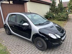 Schwarz Gebraucht 2005 Smart ForFour Kleinwagen | 500 € (Guter Preis)