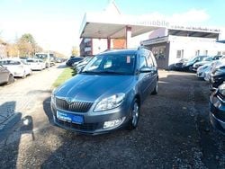 Grau Gebraucht 2013 Skoda Roomster Ambition Van / Kleinbus | 4.999 € (Etwas zu teuer)