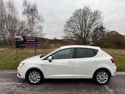 Weiß Gebraucht 2015 Seat Ibiza Sun Limousine | 6.999 € (Fairer Preis)