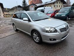 Grau Gebraucht 2006 Toyota Avensis Sol Kombi | 1.497 € (Guter Preis)