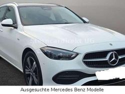 Polarweiß Gebraucht 2025 Mercedes C300e Avantgarde Kombi | 49.890 € (Fairer Preis)