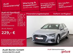 Florettsilber metallic Gebraucht 2022 Audi A3 Limousine | 22.590 € (Guter Preis)