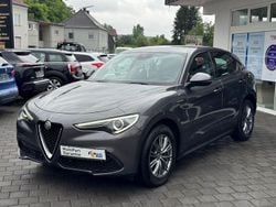 Grau Gebraucht 2022 Alfa Romeo Stelvio Super SUV | 23.900 € (Superpreis)