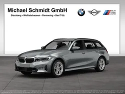 M brooklyn grau Gebraucht 2024 BMW 330e M Sport Kombi | 49.420 € (Teuer)