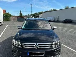 Schwarz Gebraucht 2019 VW Tiguan Allspace Highline SUV | 26.999 € (Fairer Preis)