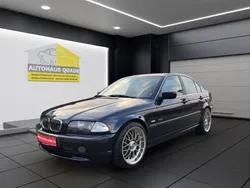 Blau Gebraucht 2000 BMW 330 Sport Line Limousine | 9.999 €