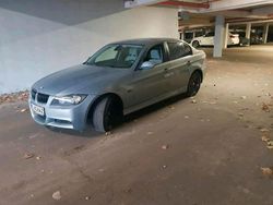 Gebraucht 2006 BMW 320 Limousine | 2.700 € (Guter Preis)