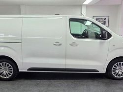 White jade Gebraucht 2021 Opel Vivaro Van | 15.990 € (Guter Preis)