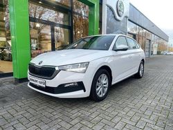 Weiß Gebraucht 2023 Skoda Scala Ambition Kleinwagen | 19.980 € (Guter Preis)