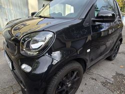 Schwarz Gebraucht 2019 Smart ForTwo Cabrio Cabrio | 15.900 € (Guter Preis)