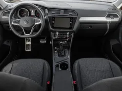 Braun Gebraucht 2023 VW Tiguan Move SUV | 31.949 € (Guter Preis)