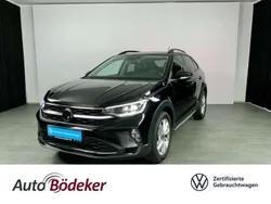Deep black perleffekt Gebraucht 2024 VW Taigo Goal SUV | 26.490 € (Guter Preis)