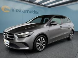 Grau Gebraucht 2021 Mercedes B250e Van / Kleinbus | 23.299 € (Etwas zu teuer)