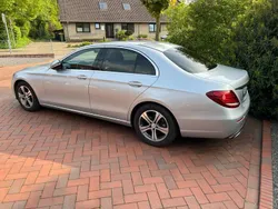 Silber Gebraucht 2018 Mercedes E200 Limousine | 23.500 € (Superpreis)