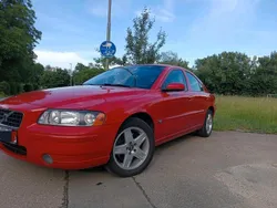 Rot Gebraucht 2006 Volvo S60 Limousine | 2.350 €