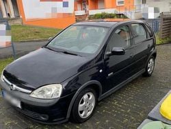 Schwarz Gebraucht 2002 Opel Corsa Kleinwagen | 850 € (Guter Preis)