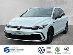 Weiß Gebraucht 2022 VW Golf VIII Style Limousine | 24.780 € (Etwas zu teuer)